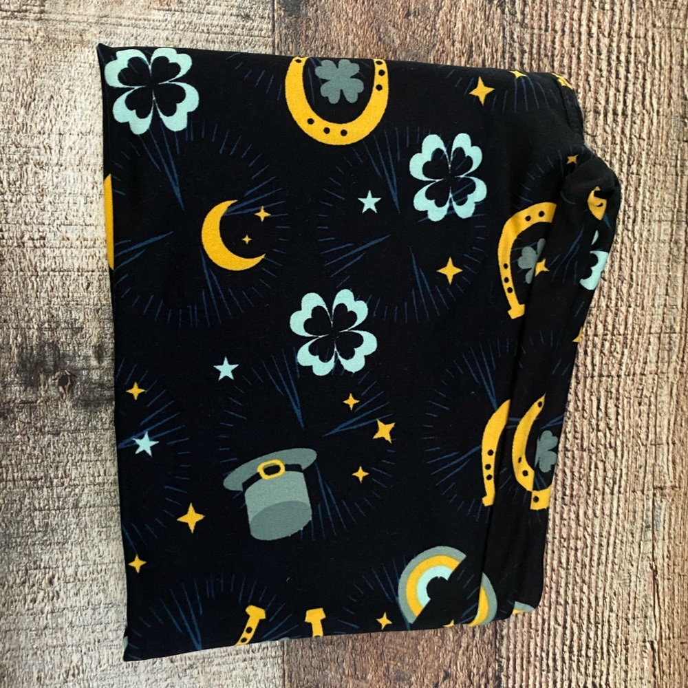 Lularoe one size leggings